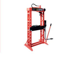 Hydraulinen työpajapuristin